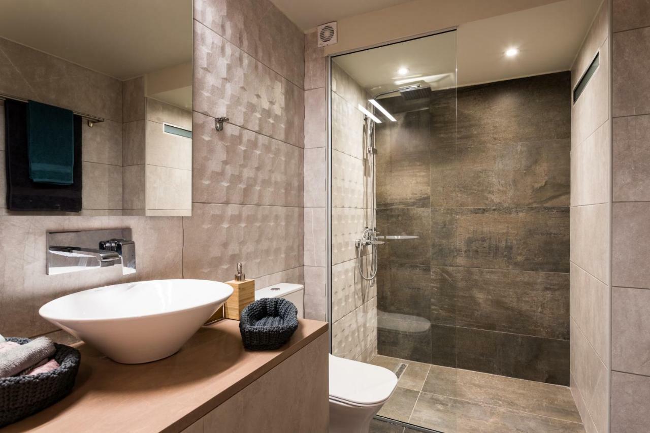 Modern City Center Maisonette Ioannina Bagian luar foto